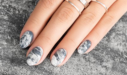 Marble nails – step by step. How to do it?