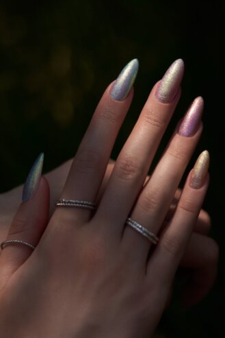 Syrenkowe lakiery hybrydowe