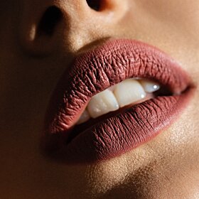 Flüssiger Lippenstift Mattemorphosis® Marzipan Nude